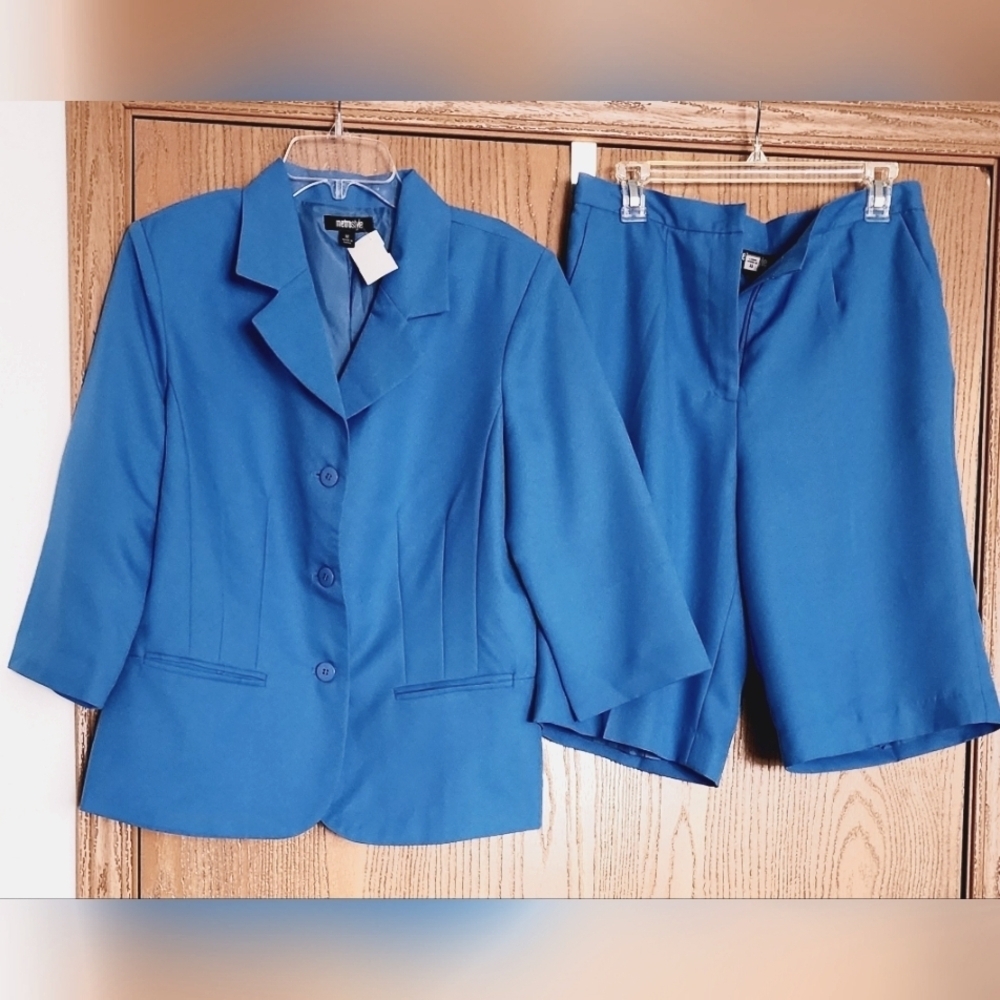 MetroStyle Women's Vintage 2 Piece Jacket & Kulat Suit Set Blue Sz 12 (NWT)